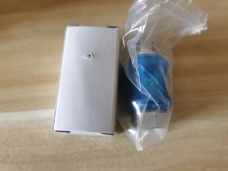 1 шт. новый ручной Твердый клапан AirTAC HSV08-SF HSV08SF