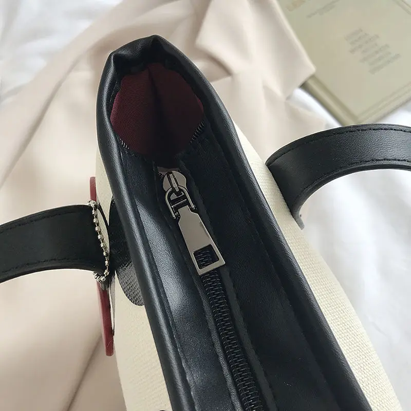 Disney Mickey Mouse Tote Bag for Women Girls Handbags Cute Cartoon Canvas Bags Designer Bag Luxury Portable Free Shipping