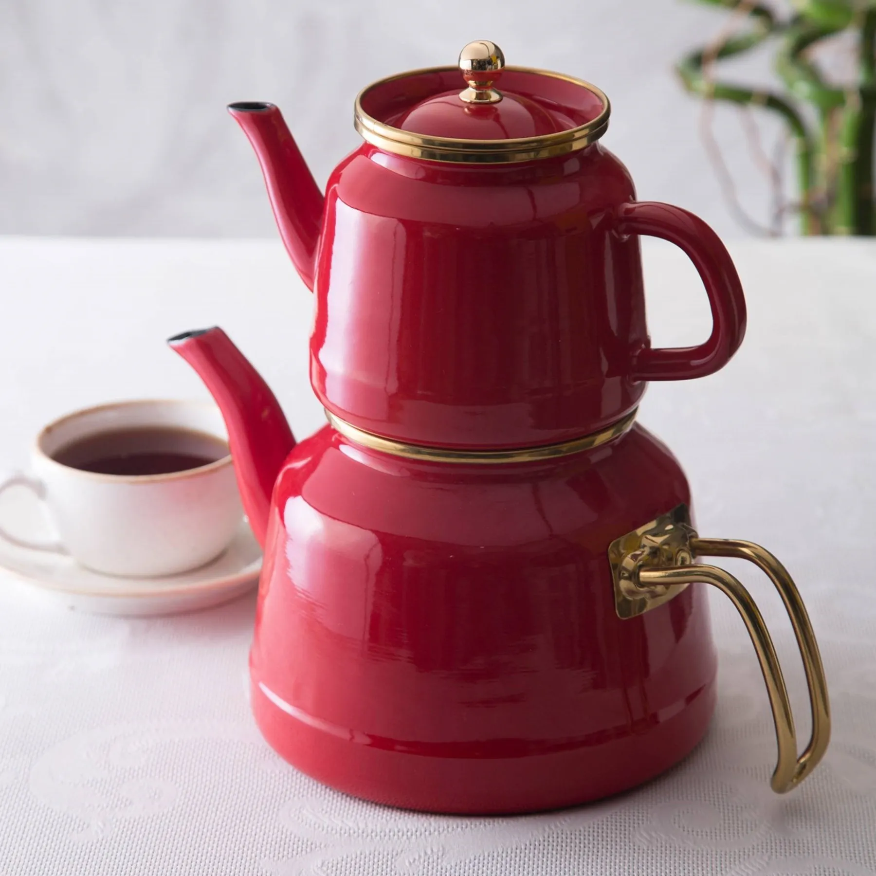 

Turkish Enamel Teapot Set With Lid, Brewing: 1,1L And Bottom: 2,5L Enamel Material 3 Pieces Ergonomic Handles Different Colours