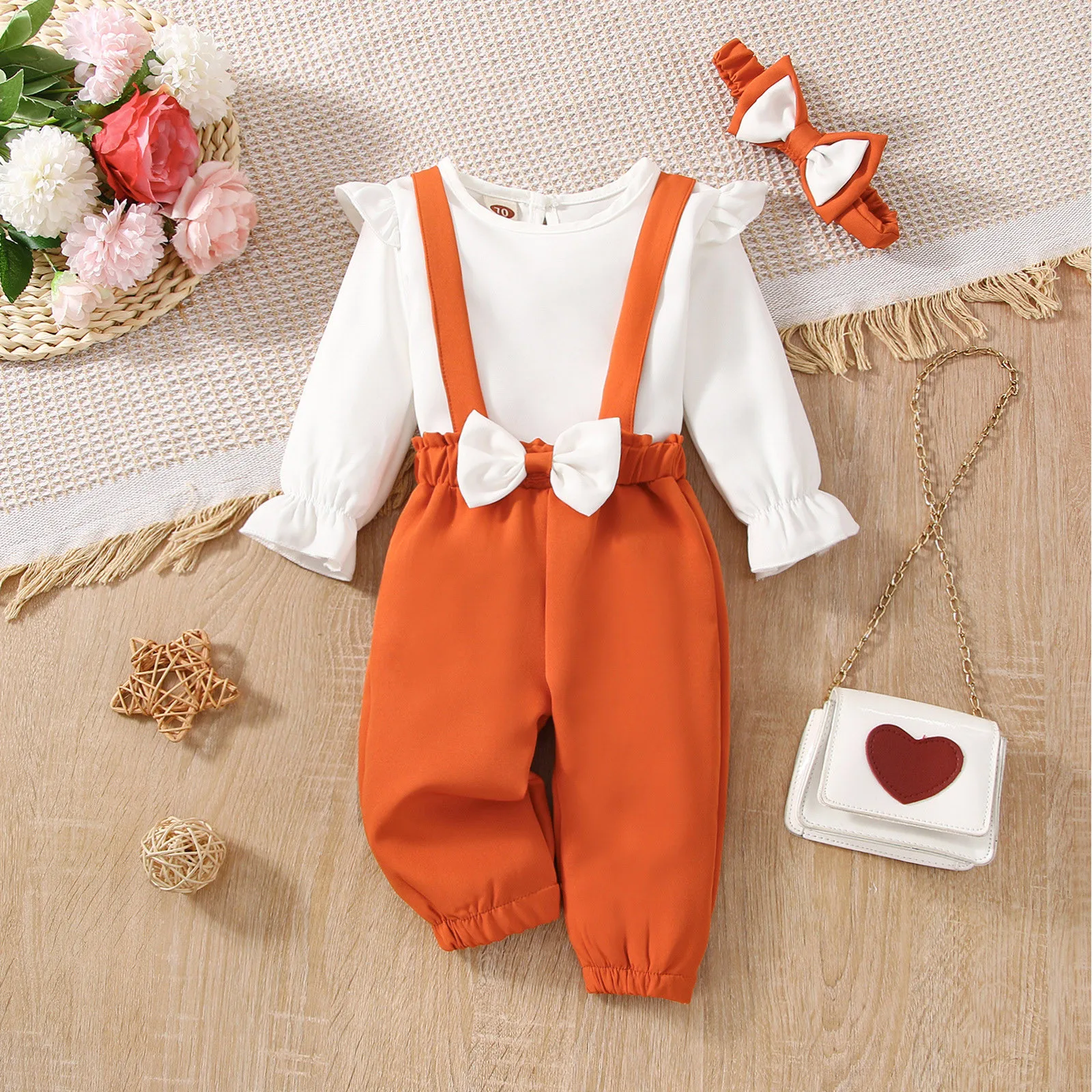 

Newborn Infant Baby Girls Clothes Sets Spring Autumn Long Ruffle Sleeve Tops+Bow Tie Suspender Pants+Headbands Sets 3Pcs Clothes