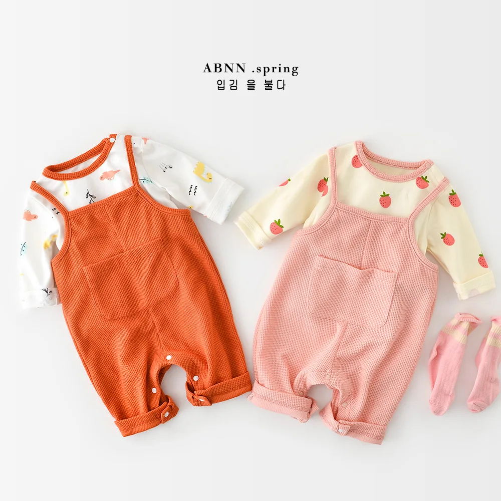 

2022 Spring Strawberry Print Fake Two Romper Toddler Girls Cotton Cute Style Jumpsuit Outfits