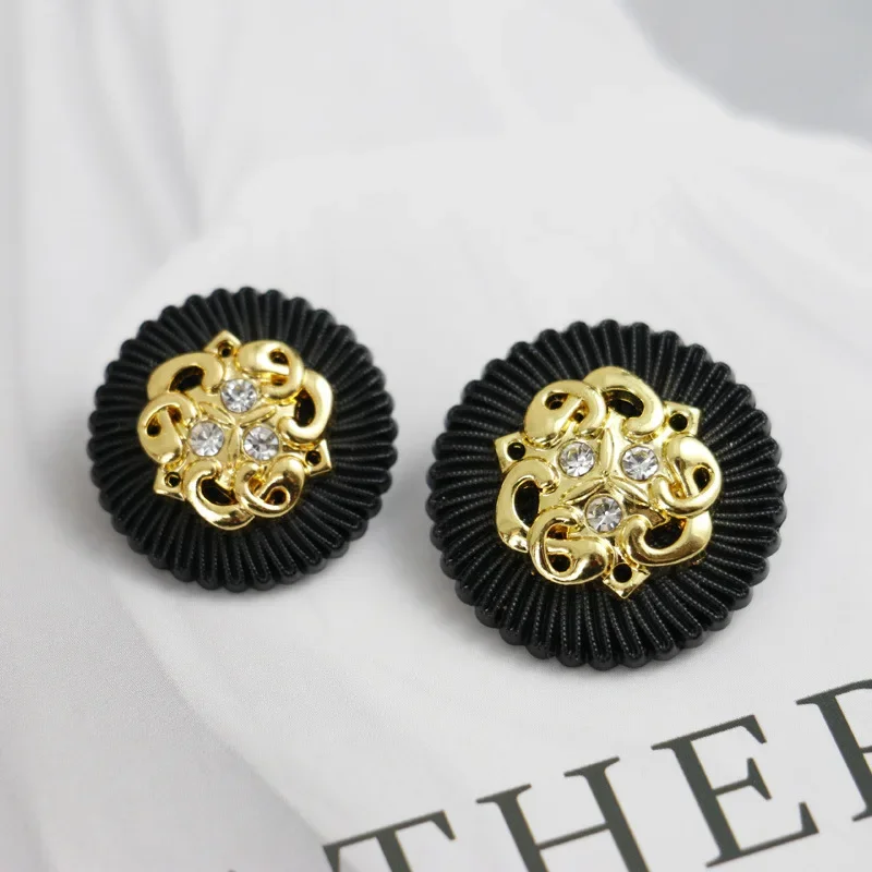 Модная черная кружевная Металлическая пуговица в европейском и американском