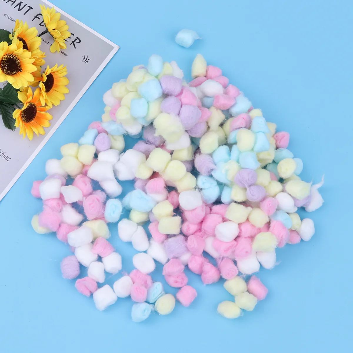 

1 Bag Cotton Balls Comfortable Colorful Cotton Balls for Ladies
