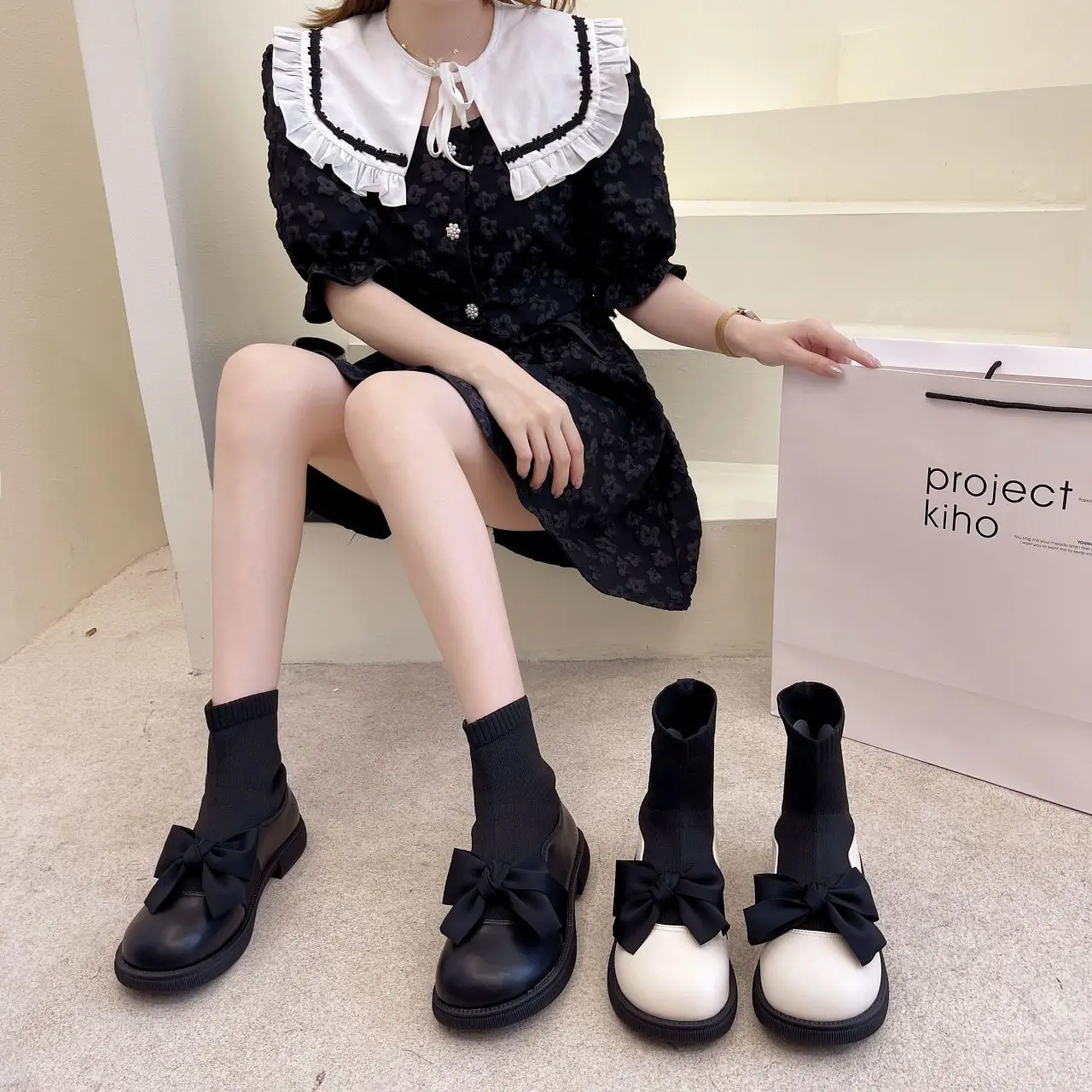 

2022 new knitted elastic ankle boots ladies all-match flat bow socks boots