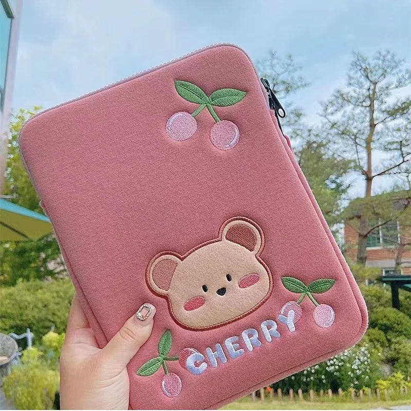

Корейская сумка для ноутбука Bear Cherry для женщин, 11, 13, 15 дюймов, сумки для ноутбука Ipad Pro 10,5, 12,9, Macbook A2442, A2337, чехол для планшета Xiaomi