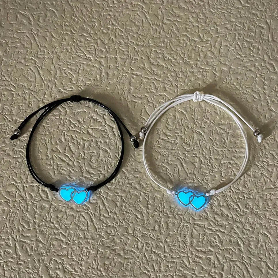 

Fashion Luminous Heart to Heart Couple Bracelet Fashion Handmade Glow in the Dark Love Matching Couple Stuff Wholesale