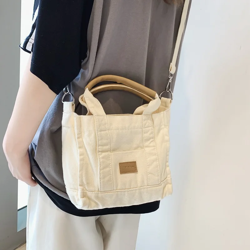 

2022 New Japanese and Korean Canvas Bag Daily Versatile Student One Shoulder Literary Style Girl Crossbody 2023 Fashion Trend
