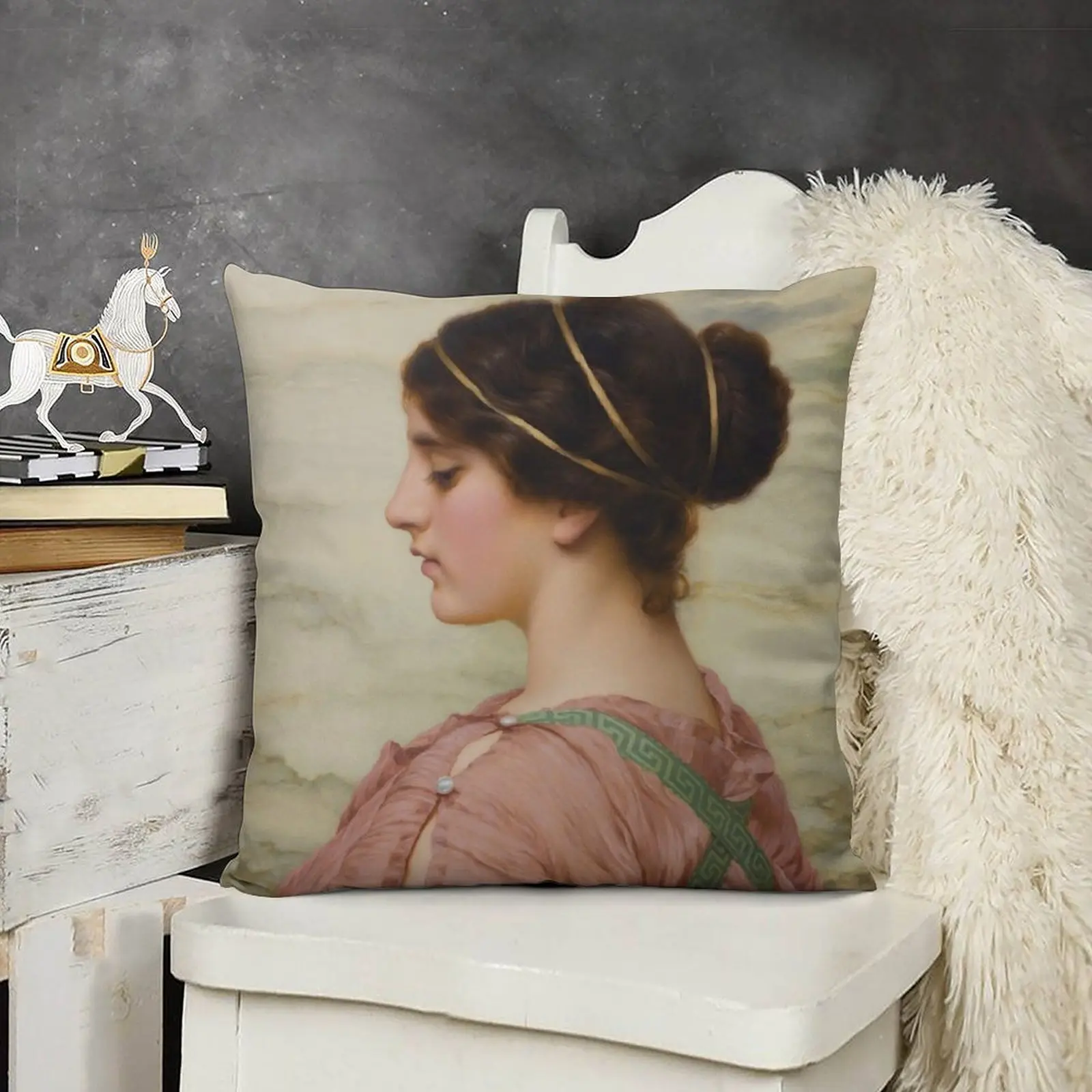 Декоративная подушка Marcella от Godward декоративная для дивана