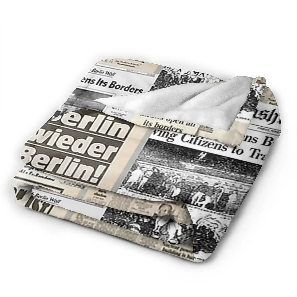 Одеяло Фланелевое в стиле Осень Берлина мягкое теплое покрывало с коллажем для