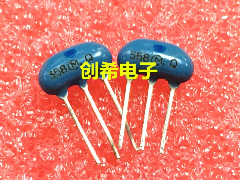 100PCS/ Murata ceramic crystal oscillator CST3.58MGW blue 3.58MHZ straight plug 3.58M Murata 3 feet