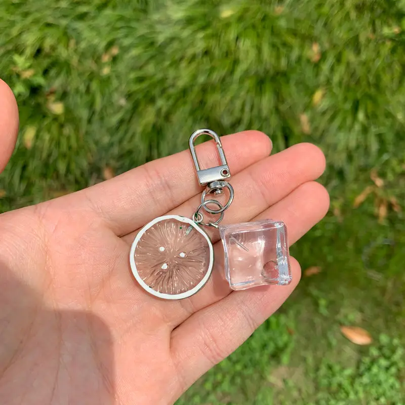 

Metal Keyring Car Bag Creative Ice Cube and Lemon Slice Pendent Key Chain for Women Resin Charms Gift