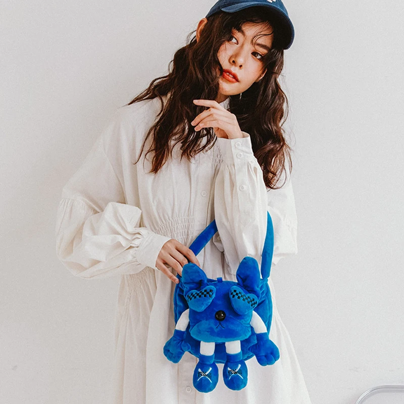 

2022 New Women's Cute Cartoon Doll Plush Shoulder Bag Fashion Casual Simple Handbag Retro Pearl Chain Handbag Wallet Appliques