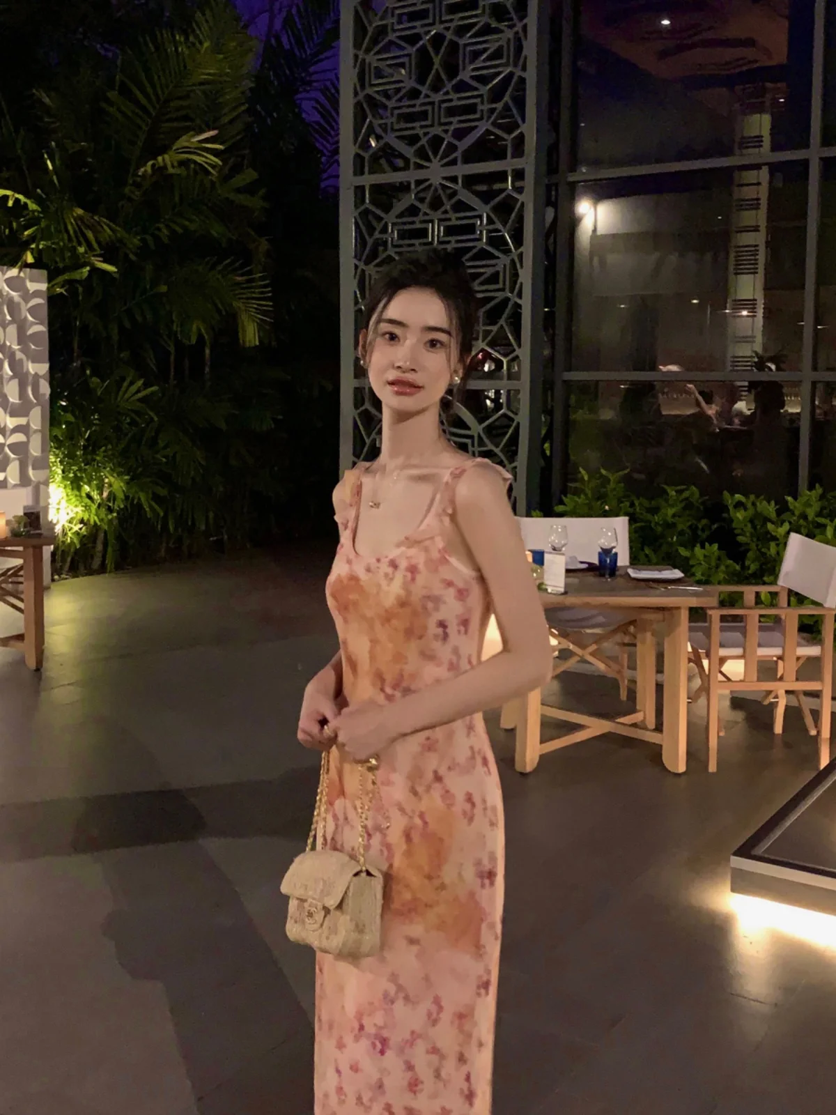 Pusumede французское платье на бретельках с цветочным принтом женское лето 2023