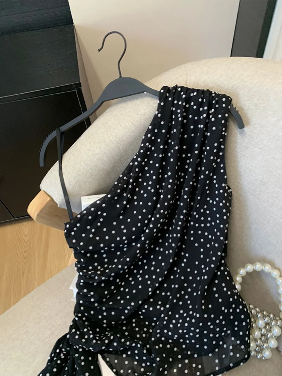 Французский жилет с диагональными плечами в горошек женский летний 2024 тонкая