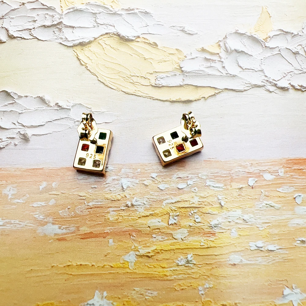 Женские серьги-гвоздики из серебра 925 пробы с разноцветными камнями