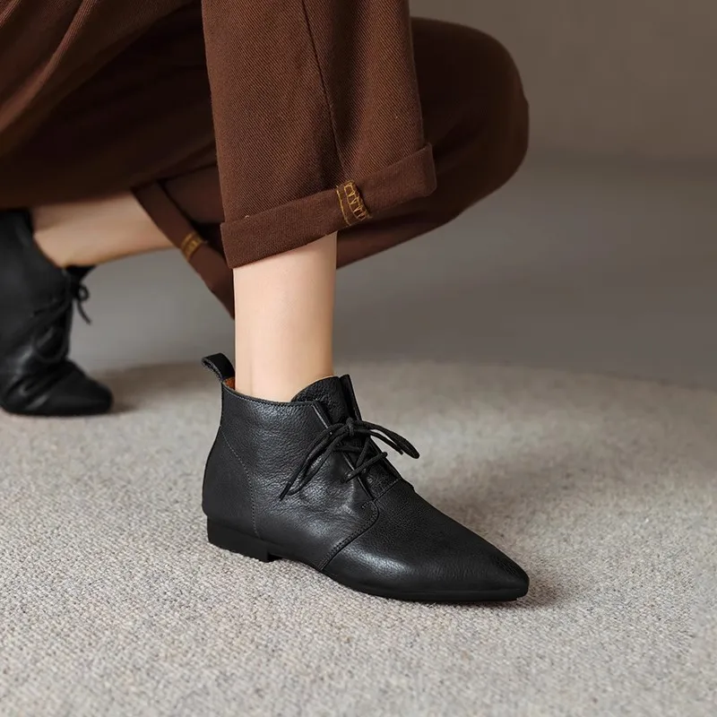 Женские ботинки на шнуровке в британском стиле новинка зимы 2024 женская мягкая