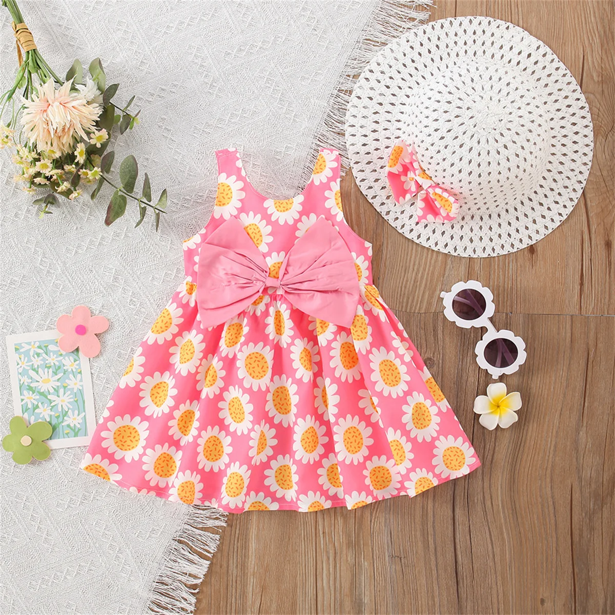 

Summer Girls' Dress 2 Pieces/Set Free Hat Sweet Little Chrysanthemum Back Bow Strap Dress