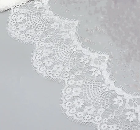 Свадебная фата Mantilla 1 уровня с гребнем кружевная отделка фестонная Цветочная