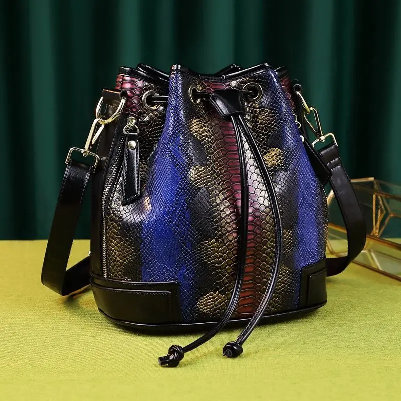 Fashion Snake Pattern Women Crossbody Bags Drawstring Bucket Bag Shoulder Bags Luxury Real Genuine Leather Ladies Handbags