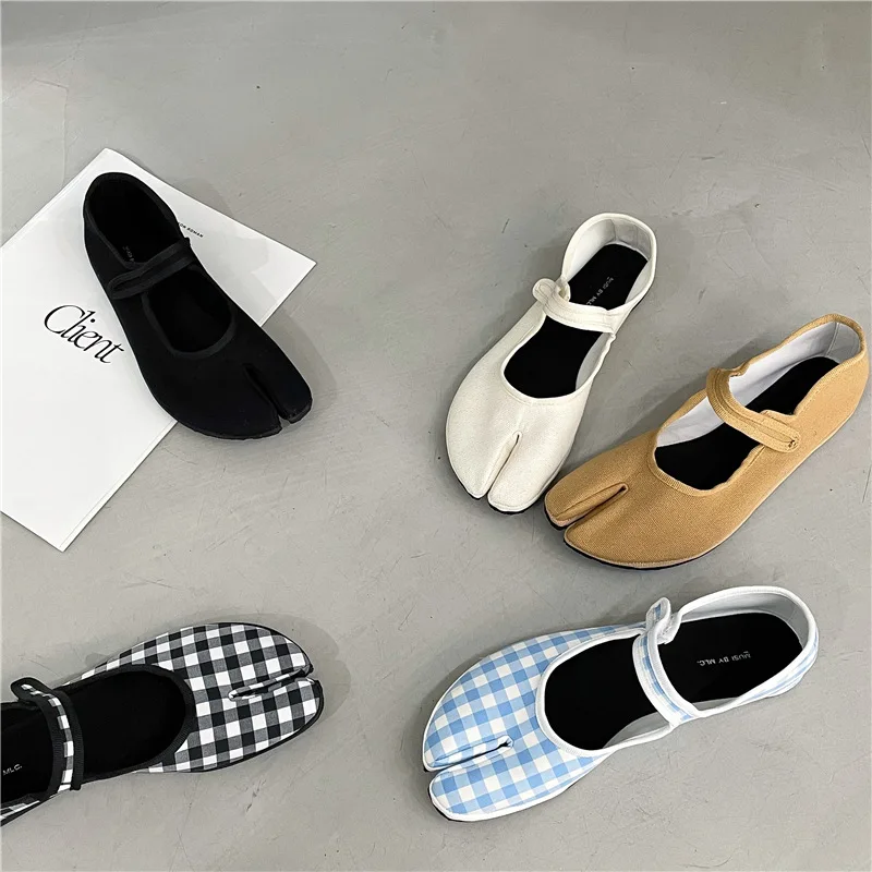 

Canvas flat ballet split toe shoes 2022 spring and autumn new fashion ballet flat shoes