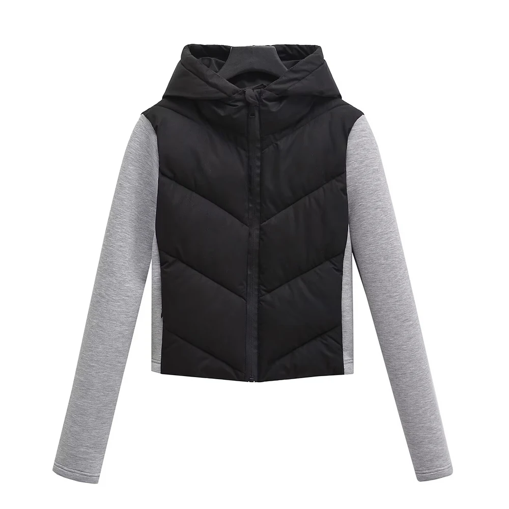 Женская стеганая куртка с капюшоном