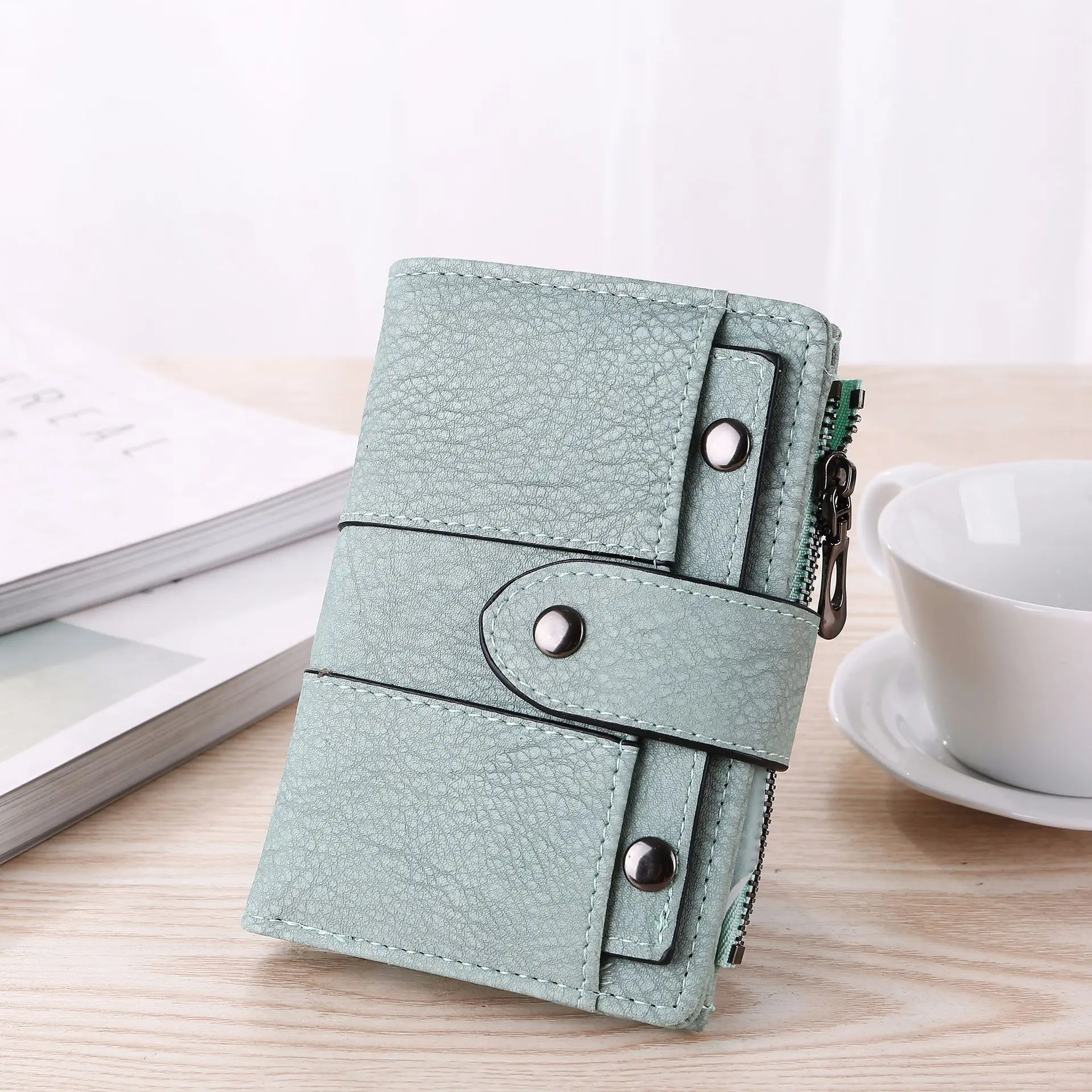 

New 2022 Short Retro Frosted Ladies Student Tri-fold Small Wallet Willow Stud Buckle Wallet