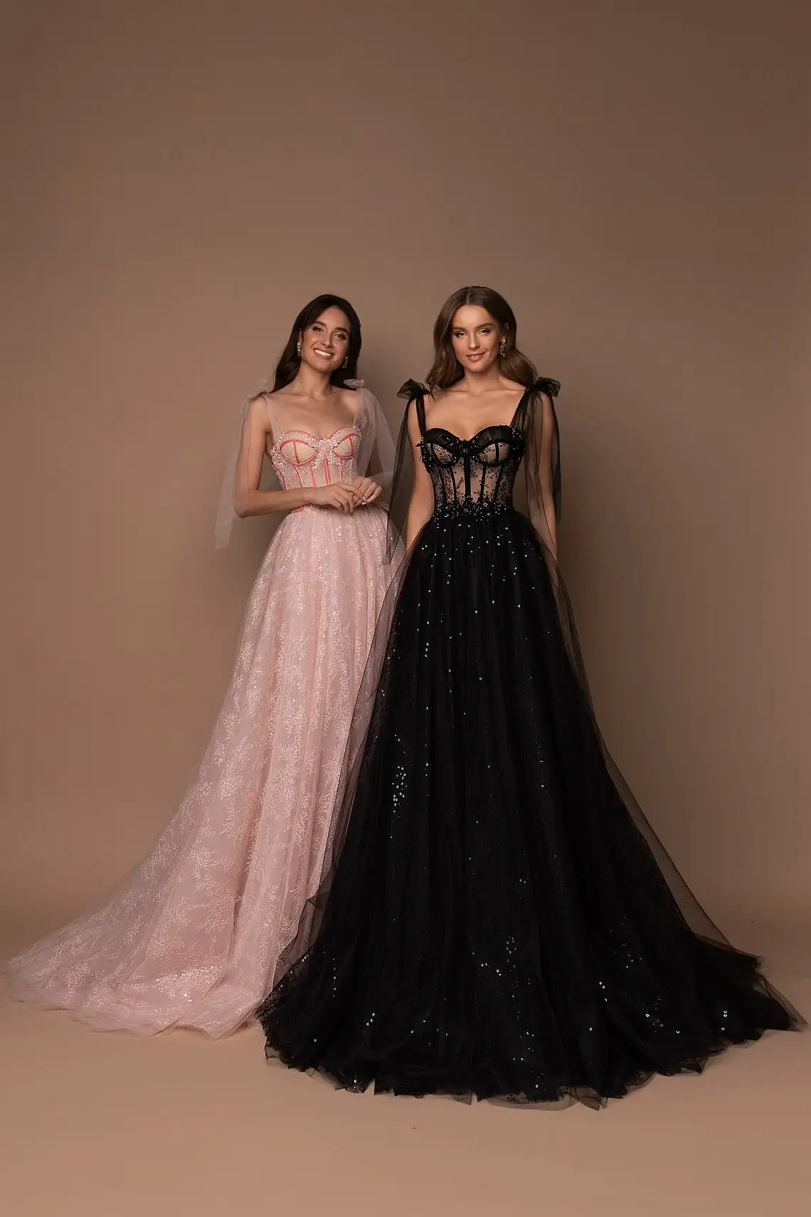 A-Line Fashion Tulle Evening Dress with Cups Black Pink Red See Through Sequined Prom Dress Strappy Shoulder Formal Party Dress