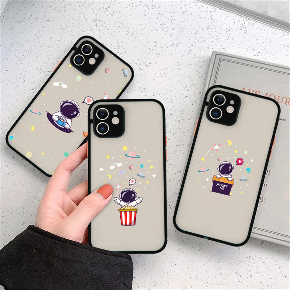 moskado Creative Cute Astronaut Phone Case for iPhone 11 Pro Max 13 Mini 12 X XR XS Max 7 8 Plus Dust-proof Mobile Phone Shell