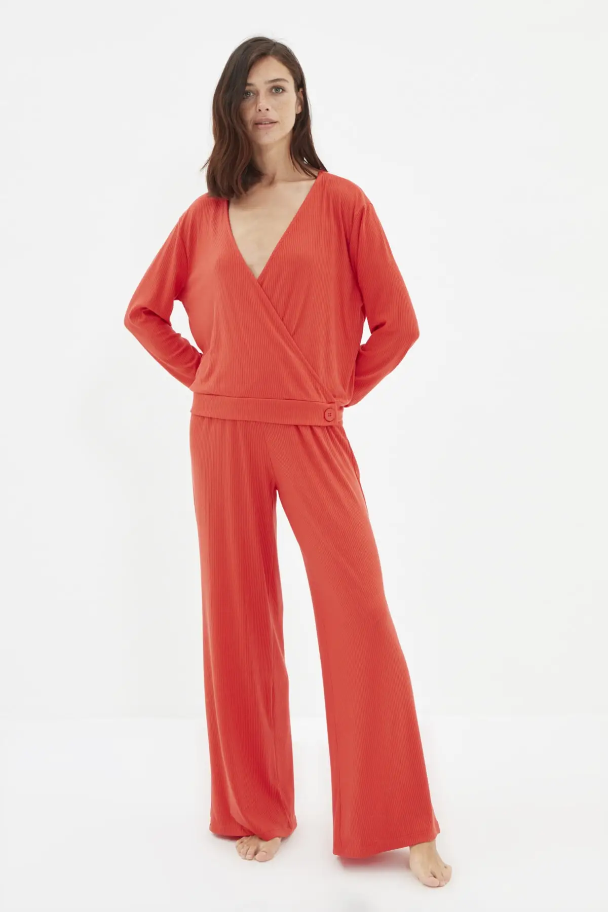 

Trendyol Double Breasted Collar Camisole Knit Bottom-Top Suit THMAW22PT0589