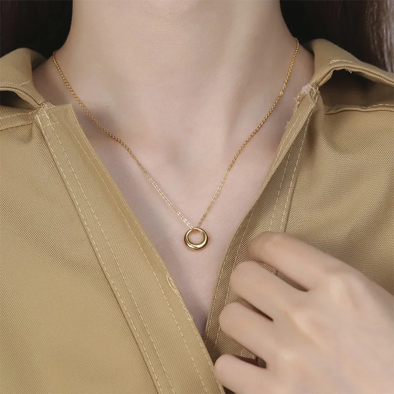 

Stainless Steel high quality Fashion Hollow Circle Style Chain Necklace For Women Jewelry Collar Pendant Friends Gifts