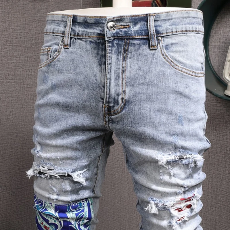 Streetwear Fashion Men Jeans Retro Light Blue Stretch Slim Fit Hole Ripped Jeans Men Patch Designer Hip Hop Brand Pants Hombre