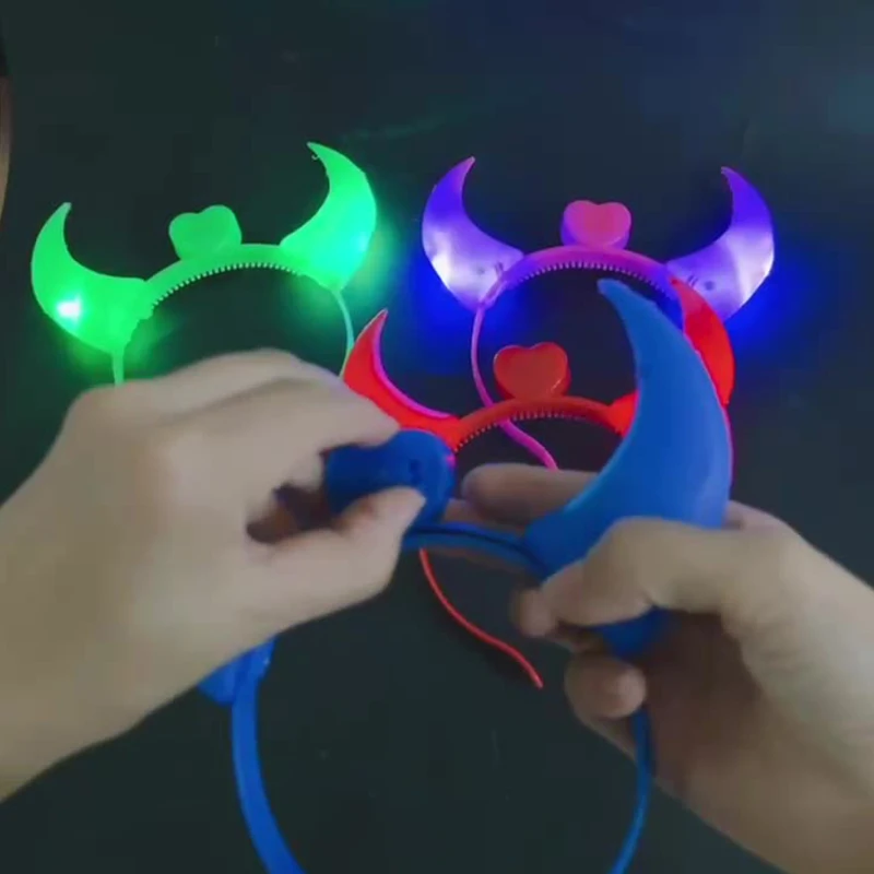 Светящиеся игрушки для детей декор на Хэллоуин и Рождество светодиодный