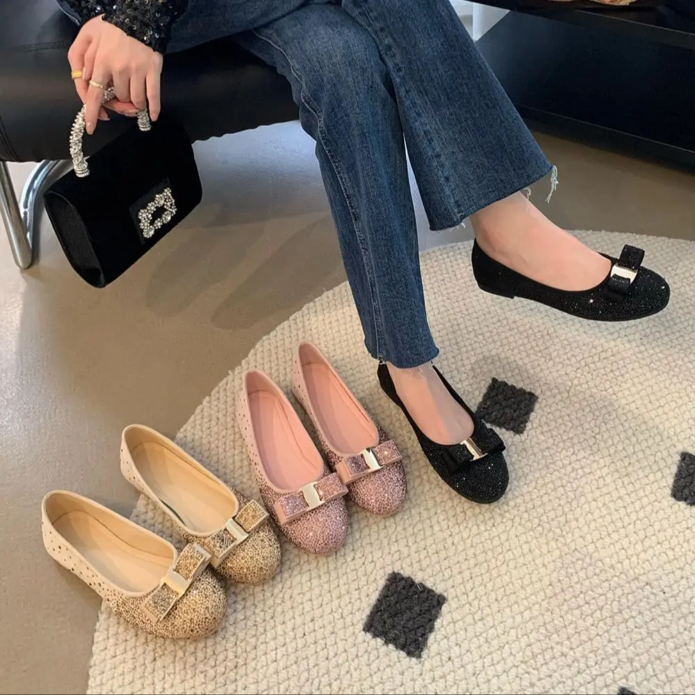 

Женские туфли на низком каблуке, с круглым носком, Размеры 35-39