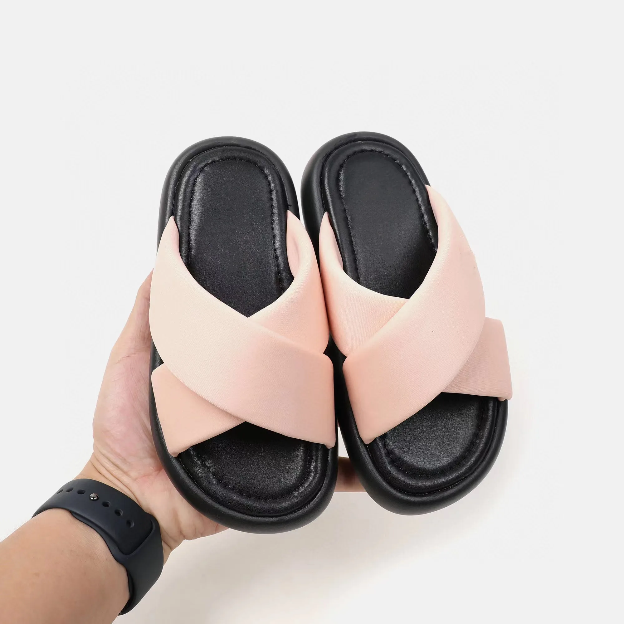 

2022 Summer high quality fashion brand multicolor letter crossed walking slippers for boys and girls shoes sizes 26 to 37