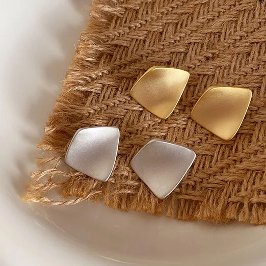 

Womens Fashion Earrings Matte Gold Silver Color Geometric Square Stud Earring Vintage Style Korean Ladies Ear Jewellery Girl