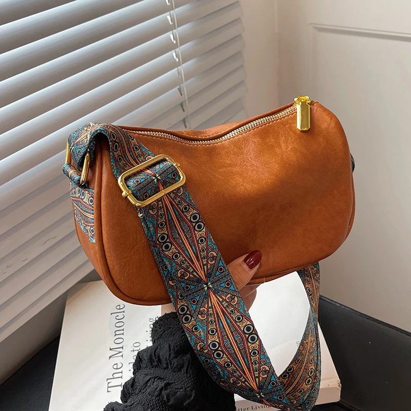 

Niche Design Versatile Wide Shoulder Strap Crossbody Bag for Women Summer 2022 New Fashion One Shoulder Boston Pillow Bag