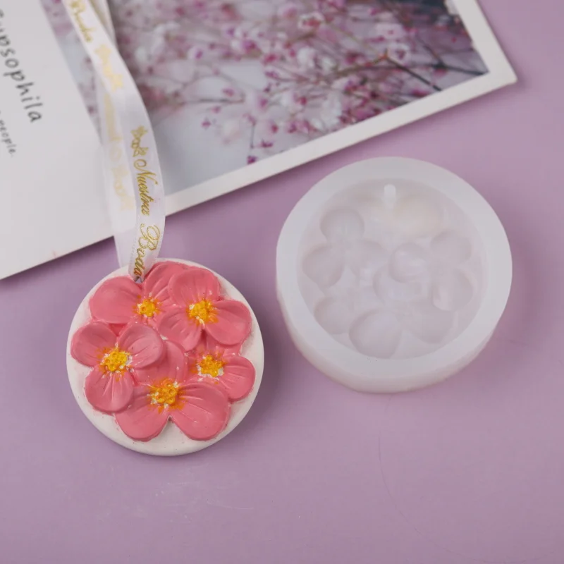 

3D Petal Flower Silicone Mold DIY Epoxy Resin Tag Pendant Clay Plaster Crafts Mould for Making Car Fragrance Hanging Ornaments