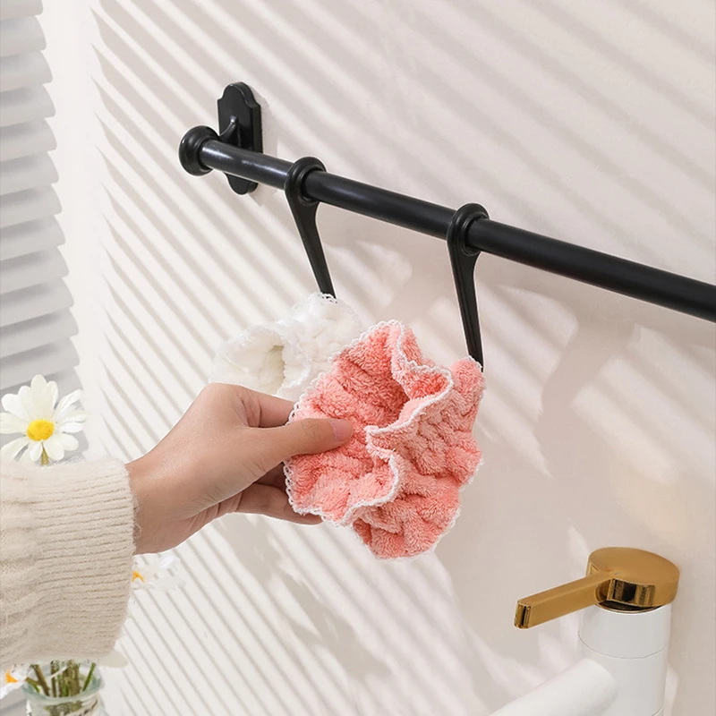 Рисунок 2 - повязка на запястье из кораллового