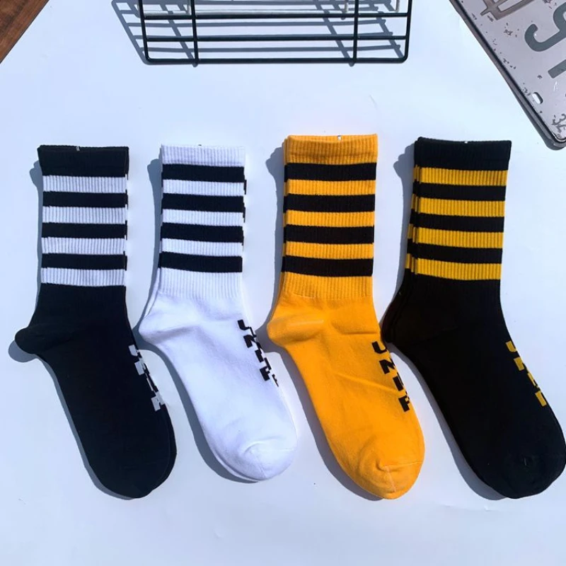 

4 pairs Funky Street Wear Men Women Socks Four Striped Sports Cotton Sock Black White Color Fashion Punk School Hiphop Harajuku