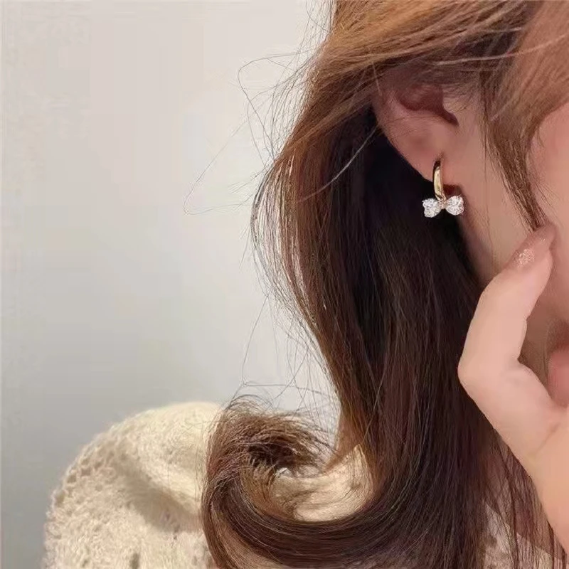 

2022 New Bow Style Earrings Women's Fashion Exquisite Inlaid Zircon Earrings Girls Jewelry Gifts