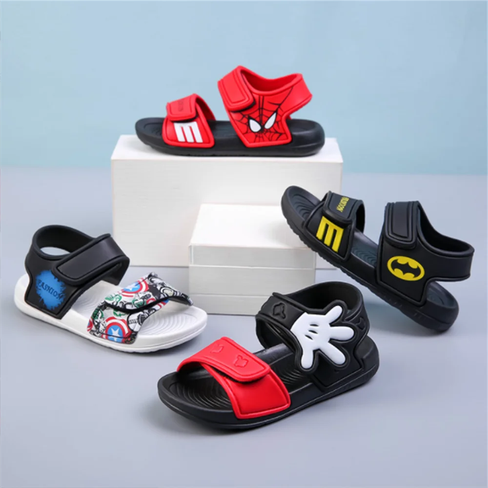 

Boys and Girls Middle-Aged Children Baby Children's SandalsToe Guards 2022 New SpiderMan Summer Student Slippers Non-Slip