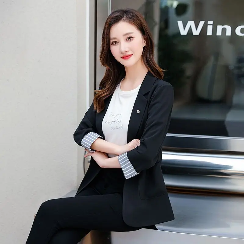 Blazer Women's New Summer Fashion Temperament Casual Blazer Coat Korean Version 3/4 Sleeve Sunscreen Blazer Versatile Outwear