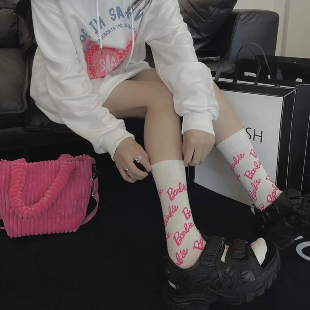 New Ins Trend Black And White Full Print Pink Letter Socks Retro Sports Mid-tube Socks Cotton Men And Women