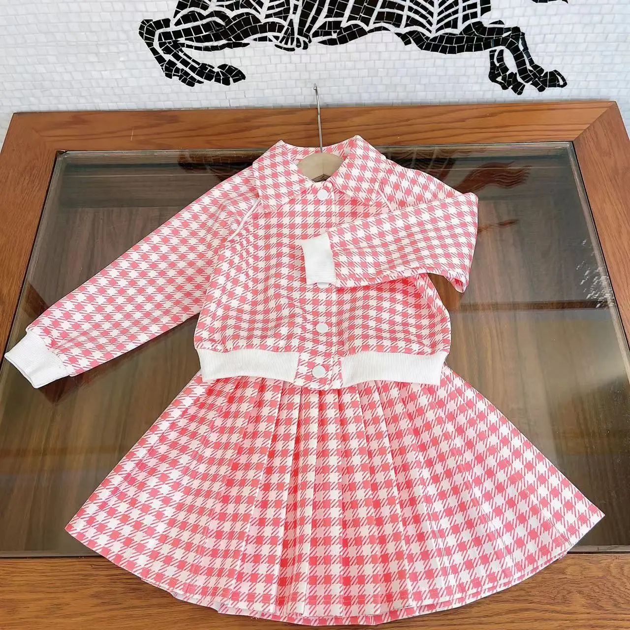 

Light luxury children's clothing 2022 early autumn new girl's Western-style sweet lapel jacket with pleated skirt