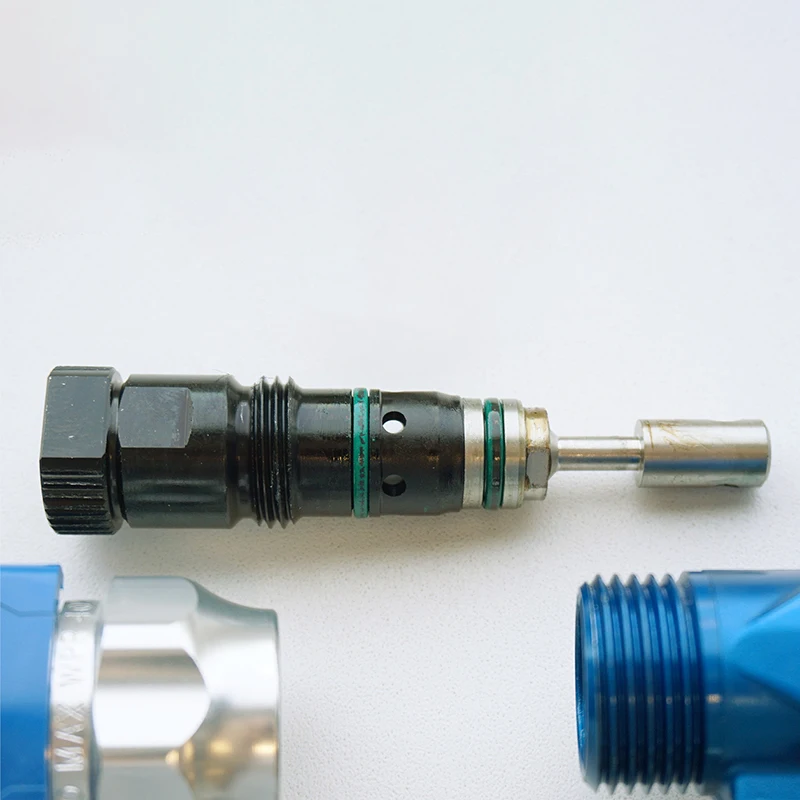 17Y043 безвоздушный распылитель сменный картридж 17Y297 сделано в Китае