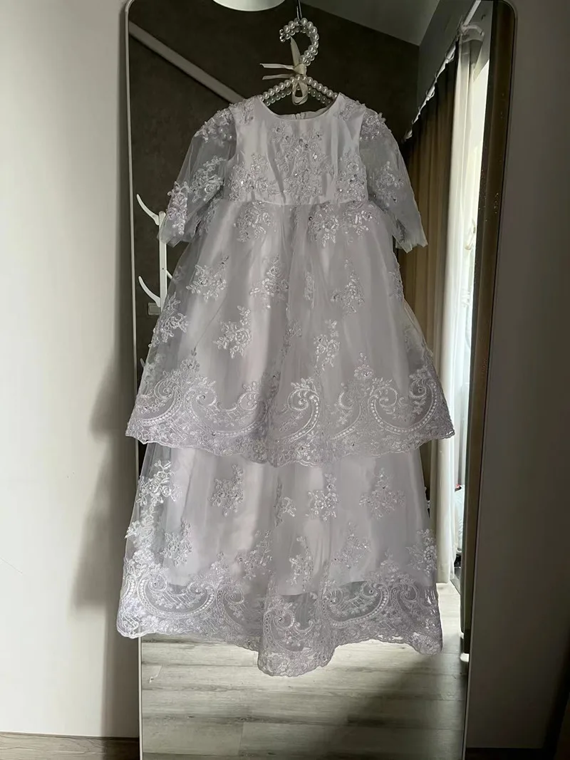 Рисунок 5 - Длинное кружевное платье с аппликацией