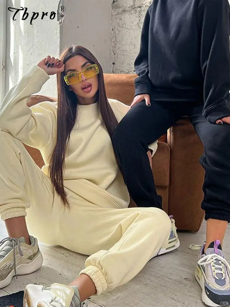 

Women Solid Tracksuit Two Piece Suits O-Neck Pullover High Waist Pencil Pants Matching Sets 2022 Female High Street Sportwear
