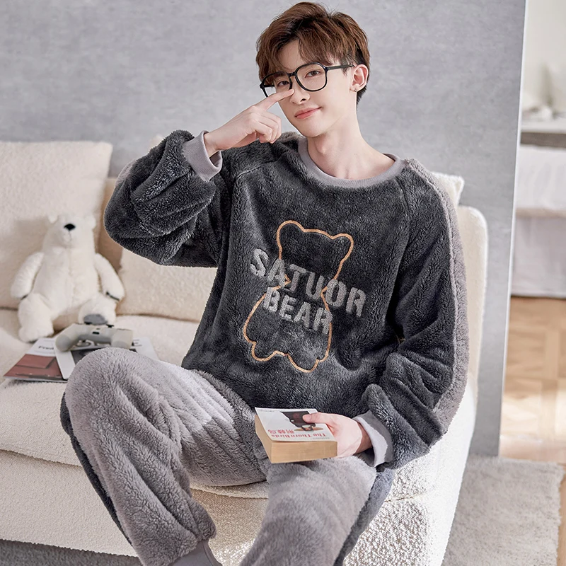 FUNISHI Winter Pajamas Men's pijama Loose Version Pajama Set Inspissate Flannel Plus Size 4XL Pullover Sleepwear Cartoon