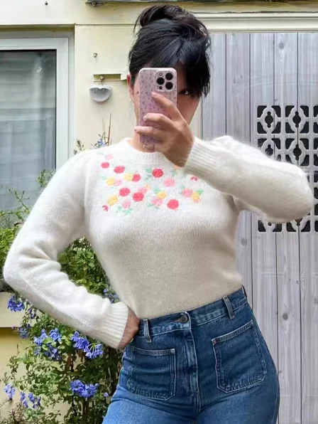 Chic Flowers Embroidery Elastic Sweater Woman Rouned Neck Long Sleeve Pullovers Casual Vintage Classic Bottoming Tops 2022 New