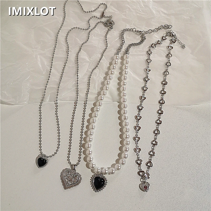 

Kpop Black Heart Pendant Chain Pearl Metal Necklace For Women Men Couple Vintage Grunge Aesthetic Jewelry EMO Y2K Accessories